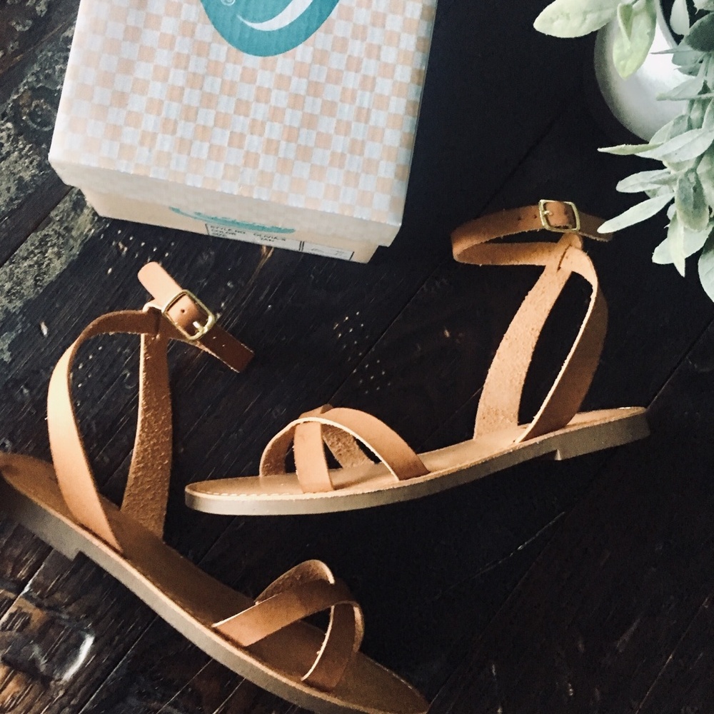SODA OLIVIA Tan Ankle Wrap Sandals 7.5 NEW NIB - Picture 1 of 7